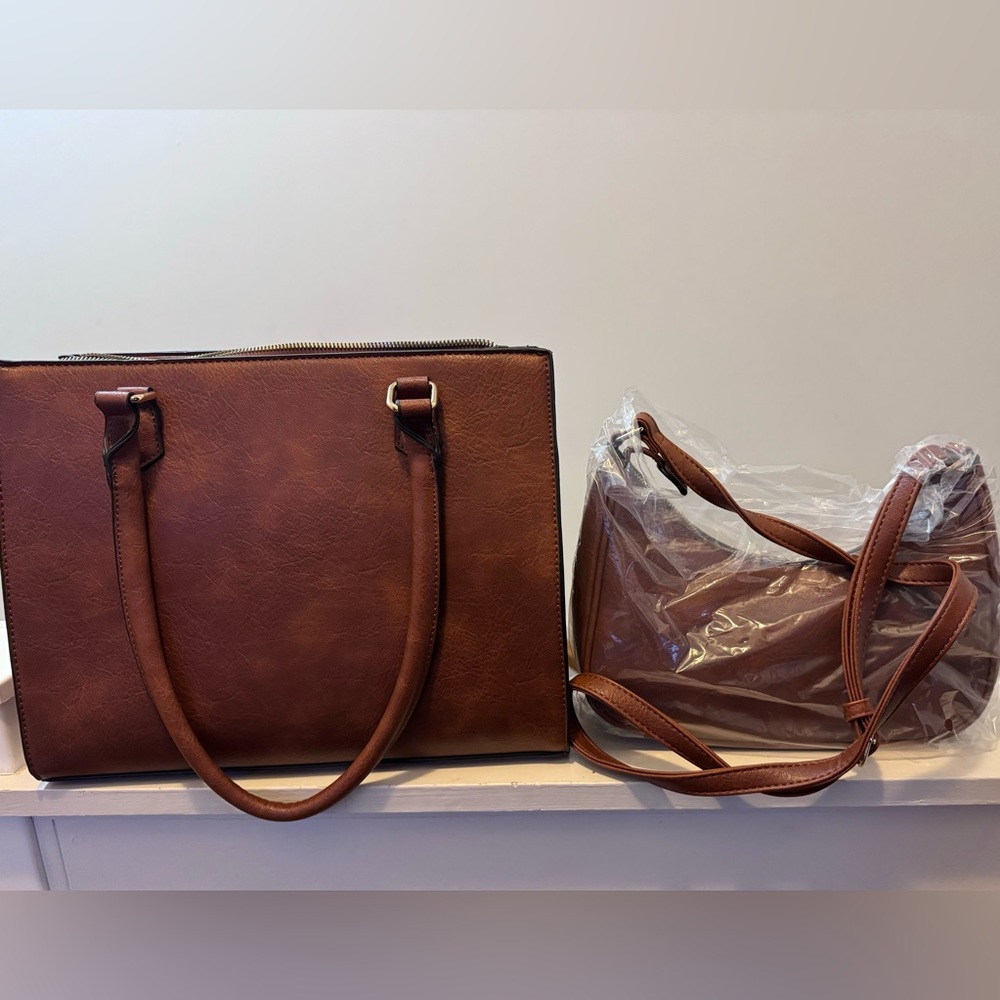 Purse - Picture 3 of 3
